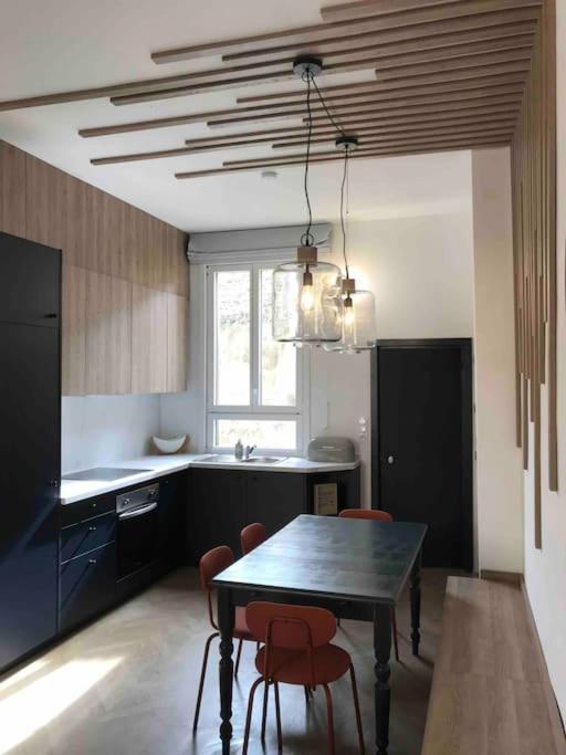 Grand Appartement En Maison De Ville Valréas 외부 사진