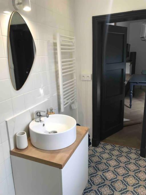 Grand Appartement En Maison De Ville Valréas 외부 사진