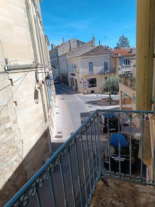 Grand Appartement En Maison De Ville Valréas 외부 사진